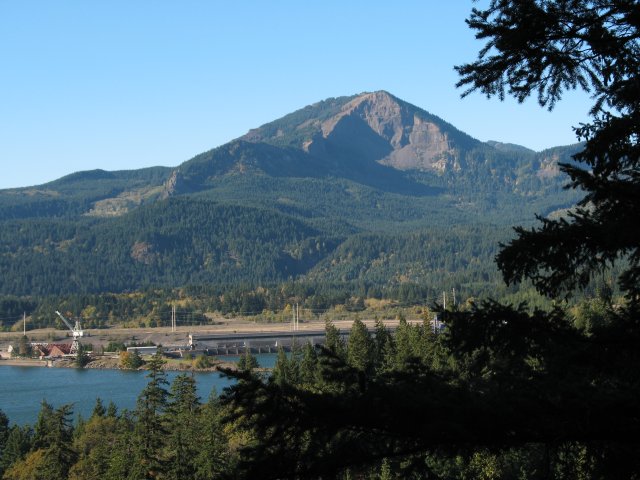 10.21.06 Wauna Viewpoint 003 